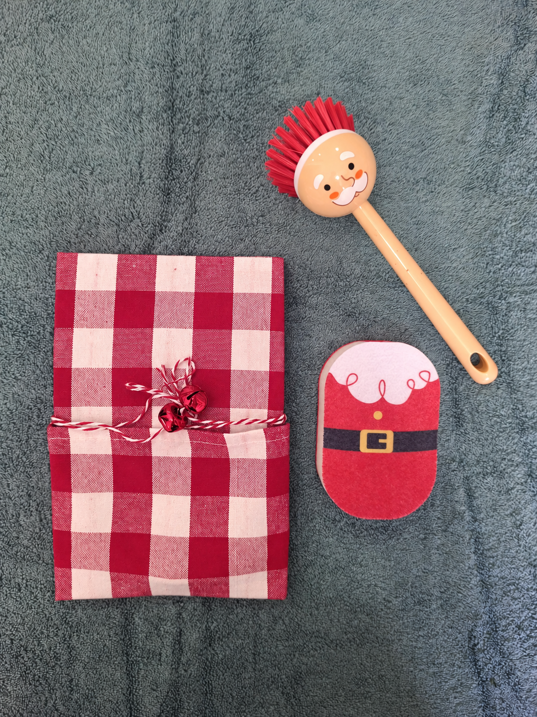 Set Navideño de Cocina Papá Noel – Paño de Secado, Estropajo y Cepillo - Imagen 3